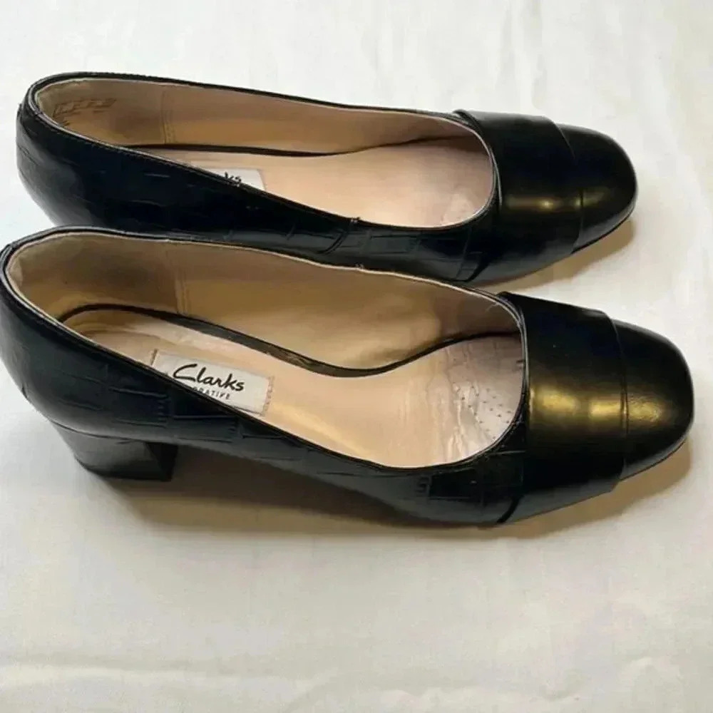 Clarks Narrative Chinaberry Sky Black Leather Pumps Size 8 1/2m - Picture 3 of 7